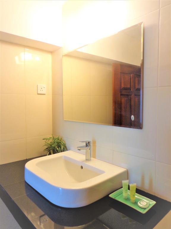 Hotel Pinnalanda - New Deal! Half Off Airport Pickups Available Pinnawala  Eksteriør bilde